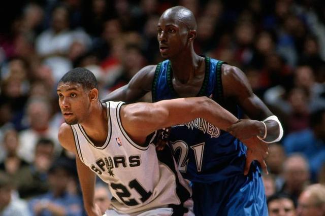 显示出他对 显示出他对